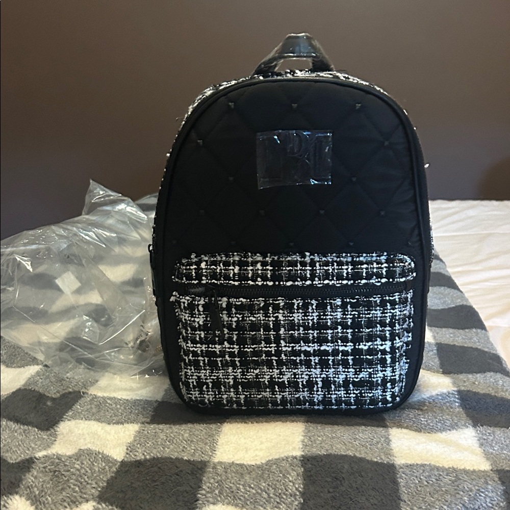 Jewel Badgley Mischka Black and White Backpack